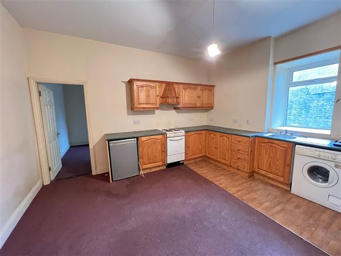 4 John St, Tipperary Town, County Tipperary