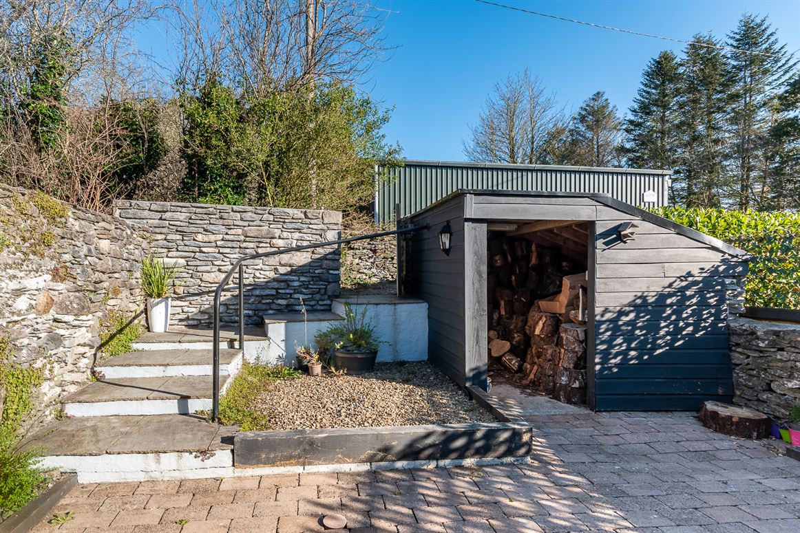 Cottage No 2, Crossroads, Gortagass, Kenmare, Co. Kerry Cottage No 2, Crossroads, Gortagass, Kenmare, Co. Kerry