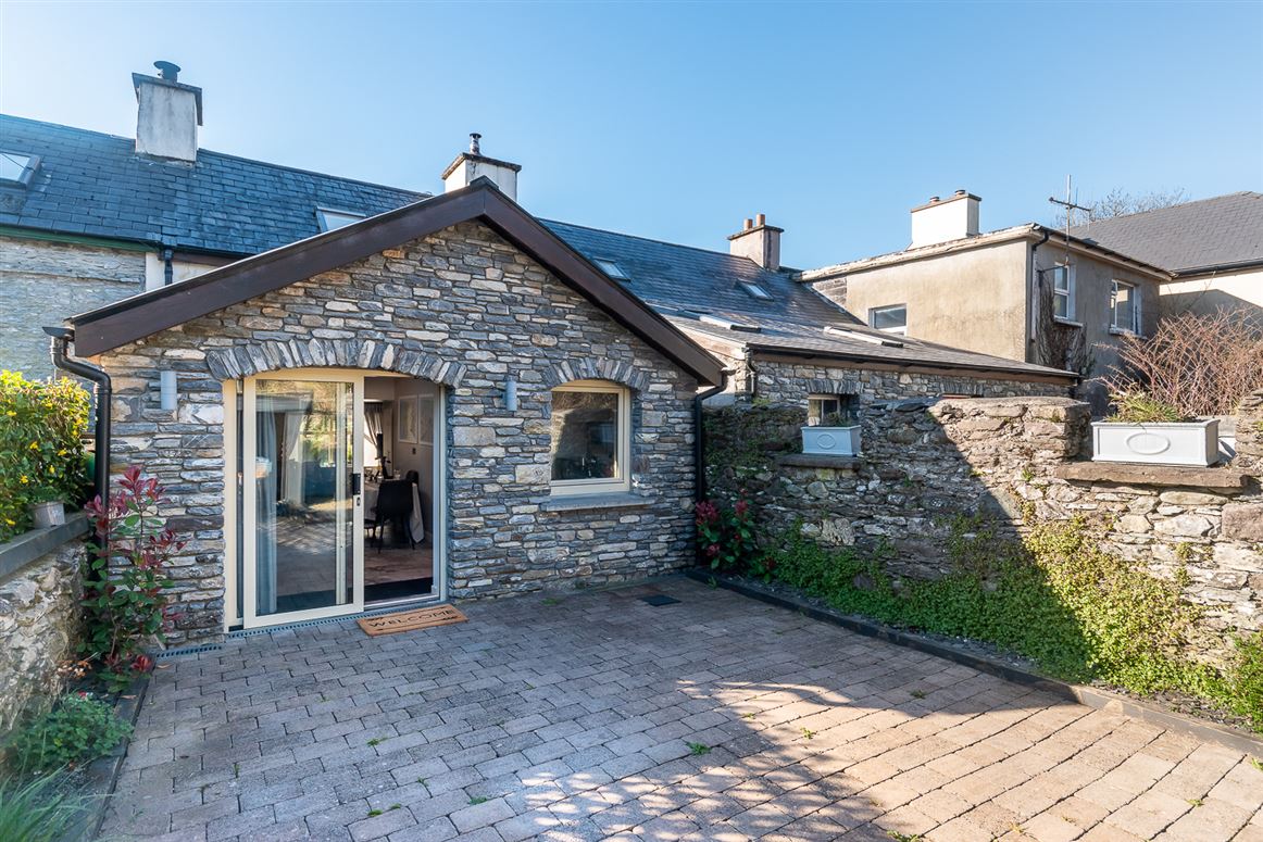 Cottage No 2, Crossroads, Gortagass, Kenmare, Co. Kerry Cottage No 2, Crossroads, Gortagass, Kenmare, Co. Kerry