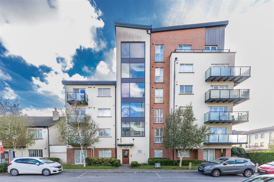 14 Mayeston Rise , Finglas, Dublin 11