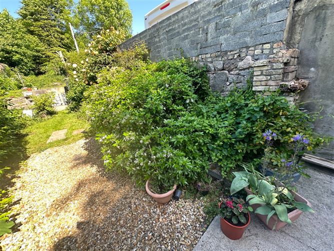 70 Salthill Road Lower, Salthill, Galway City