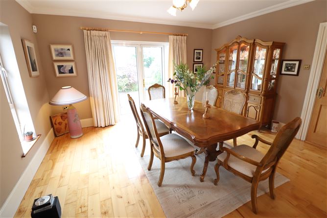 6 Manor Grove, Blackwater, Ardnacrusha, Clare
