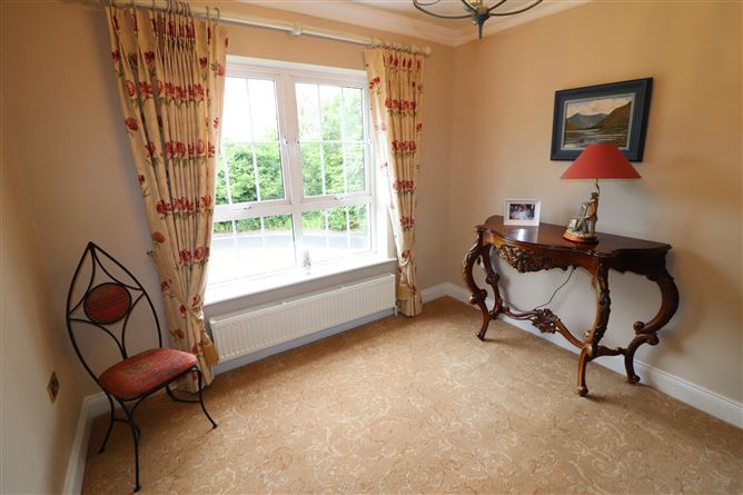6 Manor Grove, Blackwater, Ardnacrusha, Clare