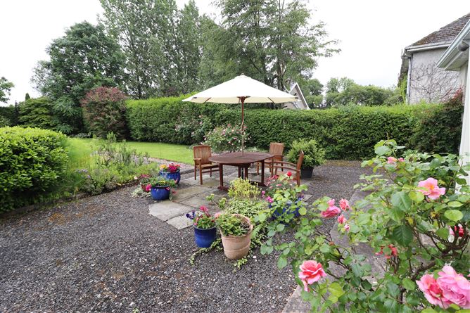 6 Manor Grove, Blackwater, Ardnacrusha, Clare