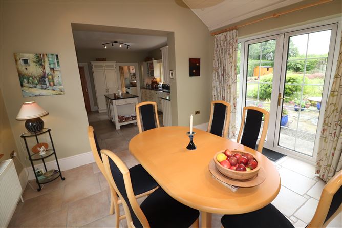 6 Manor Grove, Blackwater, Ardnacrusha, Clare