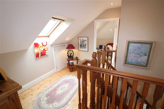 6 Manor Grove, Blackwater, Ardnacrusha, Clare