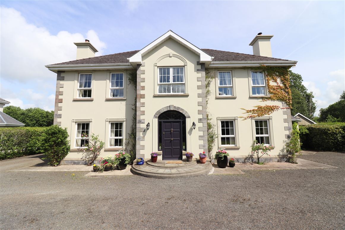 6 Manor Grove, Blackwater, Ardnacrusha, Clare