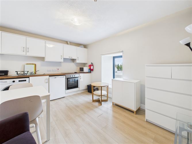 1 Rossmore House, Main Street, Lanesborough, Longford, Co. Longford