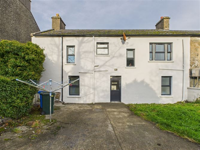 1 Rossmore House, Main Street, Lanesborough, Longford, Co. Longford
