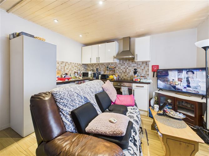 1 Rossmore House, Main Street, Lanesborough, Longford, Co. Longford