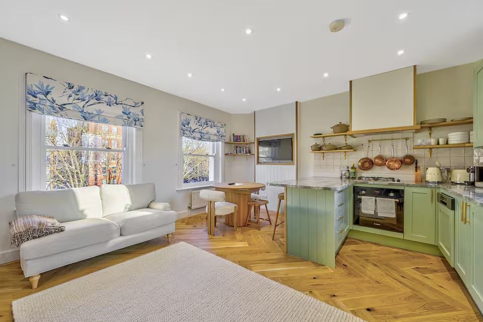 Ode to Byron,London,Greater London,United Kingdom