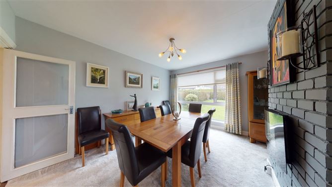 86 Shrewsbury Lawn, Cabinteely, Dublin 18