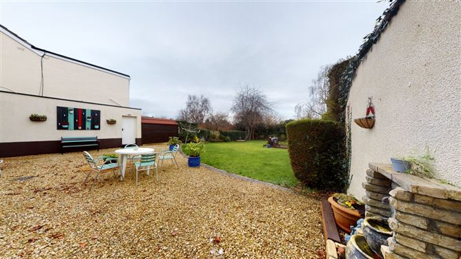 86 Shrewsbury Lawn, Cabinteely, Dublin 18