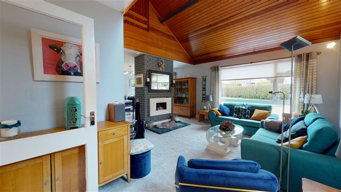 86 Shrewsbury Lawn, Cabinteely, Dublin 18