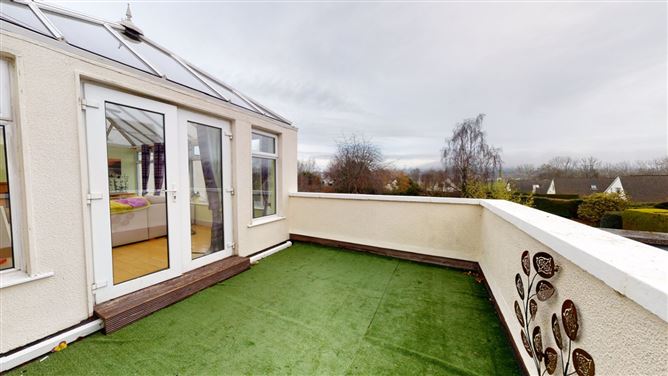 86 Shrewsbury Lawn, Cabinteely, Dublin 18