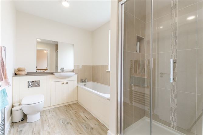 12 Diswellstown Court, Castleknock, Dublin 15