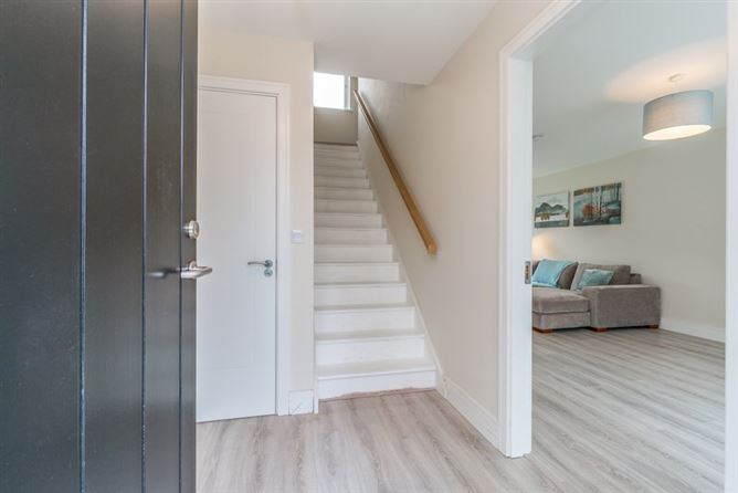 12 Diswellstown Court, Castleknock, Dublin 15
