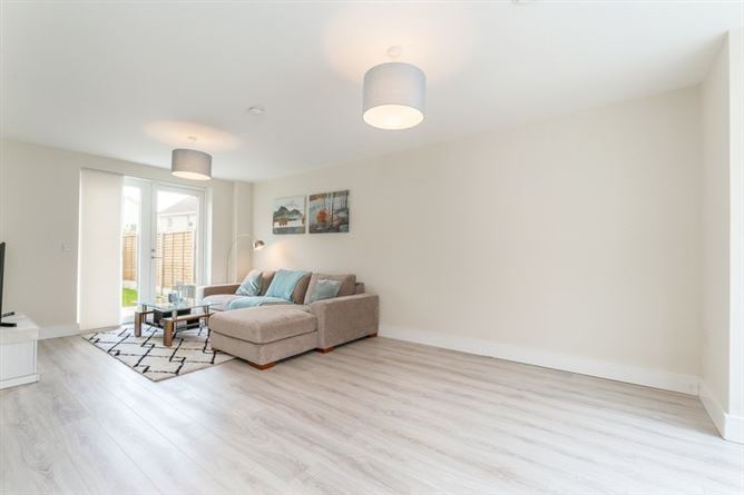 12 Diswellstown Court, Castleknock, Dublin 15