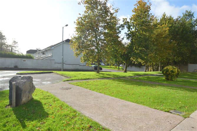 1 Courtville, Rocky Road, Midleton, Cork