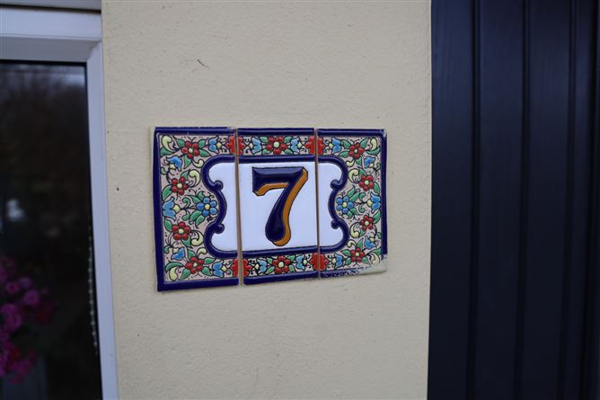 7 Woodside, Dunderrow, Kinsale, Cork