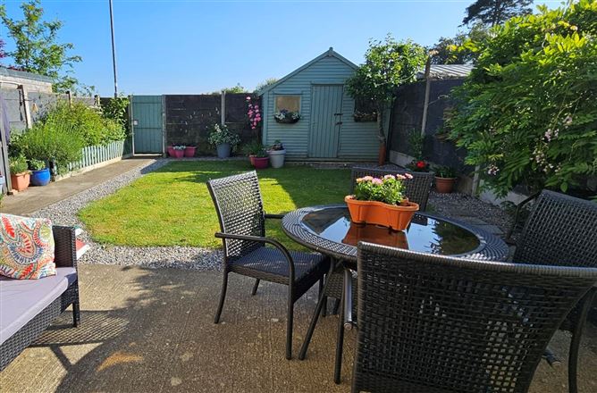 7 Woodside, Dunderrow, Kinsale, Cork
