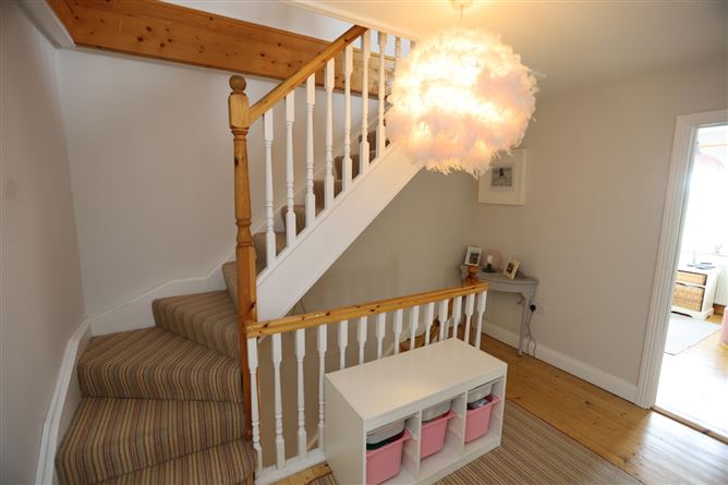 7 Woodside, Dunderrow, Kinsale, Cork