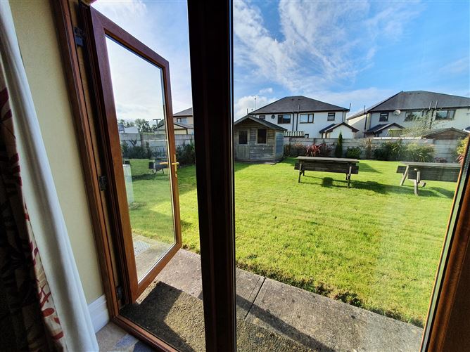4 Ardkill Place, Ballinagh, Cavan