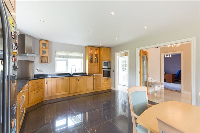8 The Elms, Kilanerin, Gorey, Co. Wexford