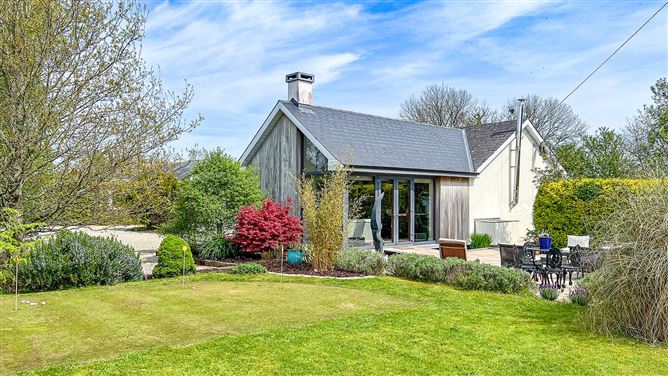 Pond House, Gragara, Jenkinstown, Co. Kilkenny