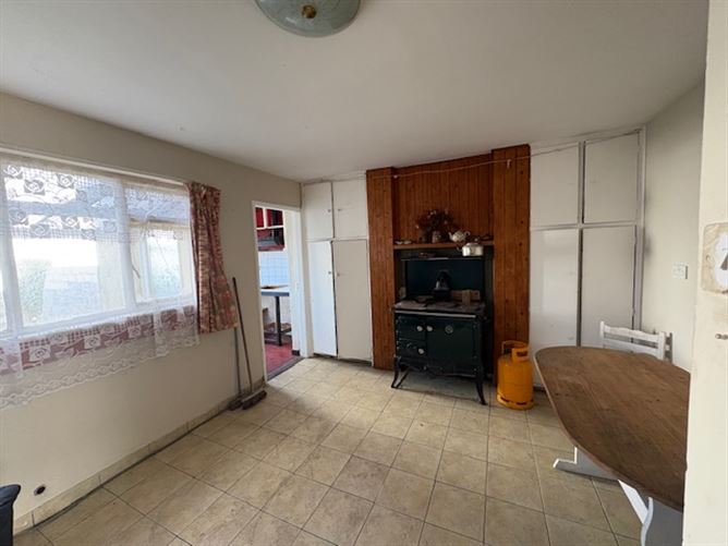 34 Rooska, Lisdoonvarna, Clare