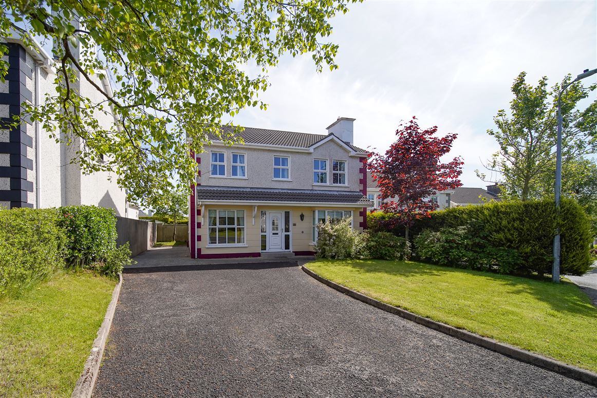 52 Carolina Park, Letterkenny, Donegal