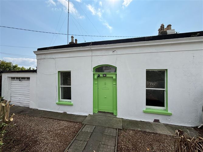 5 Martello Avenue, Summerhill Road, Dun Laoghaire, Co. Dublin