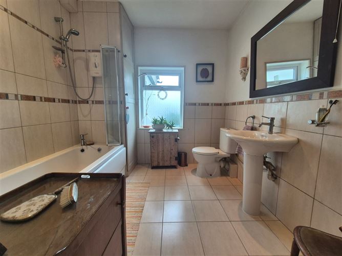 The Cottage, Raheenavine, Rathdrum, Wicklow