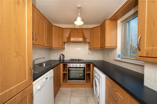 7 Bridgefield Grove, Curraheen Road, Bishopstown, Cork City, Co. Cork