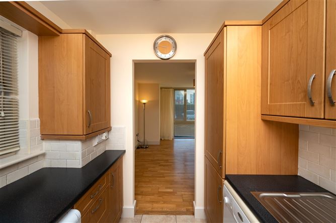 7 Bridgefield Grove, Curraheen Road, Bishopstown, Cork City, Co. Cork