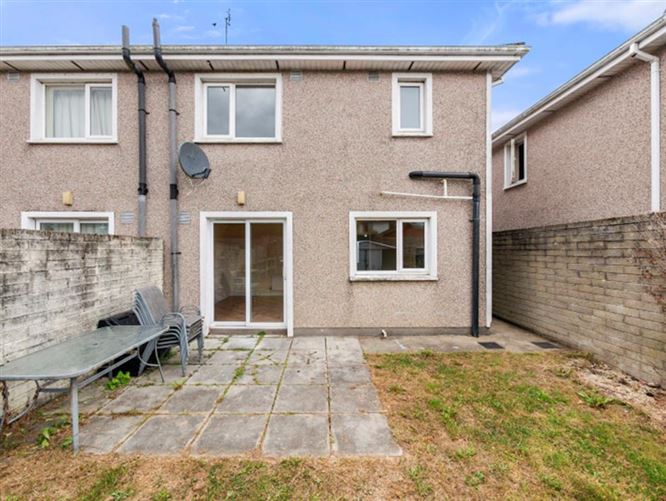 28 Ballycanew Court, Ballycanew, Wexford