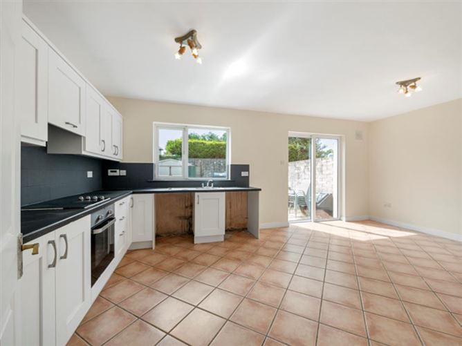 28 Ballycanew Court, Ballycanew, Wexford