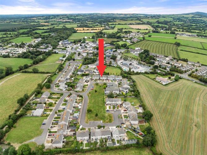28 Ballycanew Court, Ballycanew, Wexford