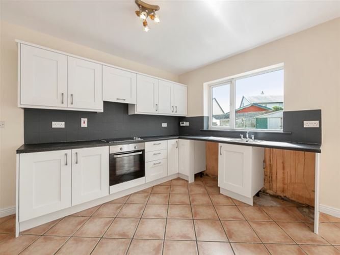 28 Ballycanew Court, Ballycanew, Wexford