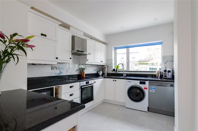 124 Dun na Carraige, Blackrock, Salthill, Galway