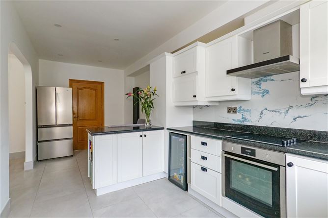 124 Dun na Carraige, Blackrock, Salthill, Galway