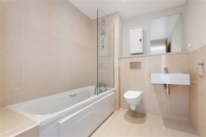 294 Beechwood Court, Stillorgan Road, Blackrock, Co. Dublin