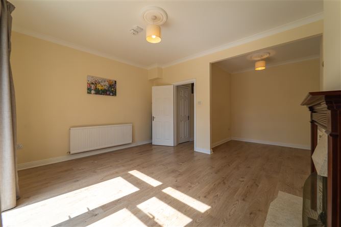Photo 9 of 21 — 16 Brookfield Green, Kimmage, Dublin 12