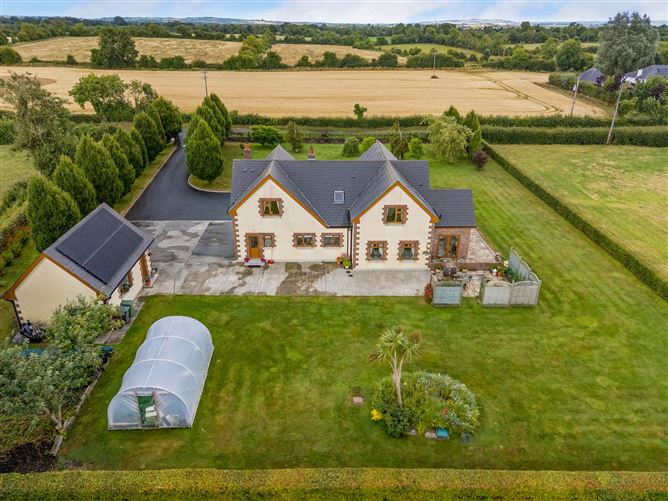 Photo 24 of 25 — Dean Hill, Hayestown, Navan, County Meath