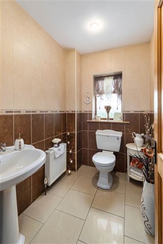 Photo 10 of 25 — Dean Hill, Hayestown, Navan, County Meath
