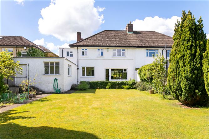 18 Riverside Drive, Castle Park, Rathfarnham, Dublin 14