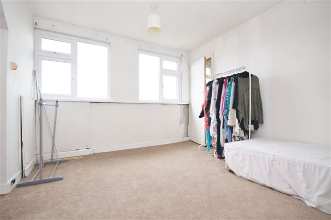 118 St Peter's Road, Walkinstown, Dublin 12