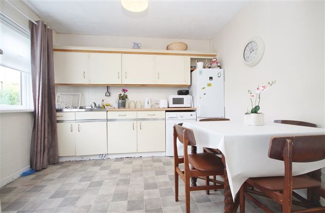 118 St Peter's Road, Walkinstown, Dublin 12