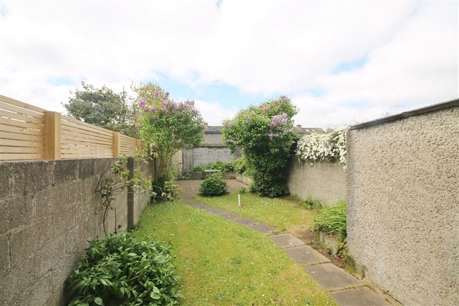 118 St Peter's Road, Walkinstown, Dublin 12
