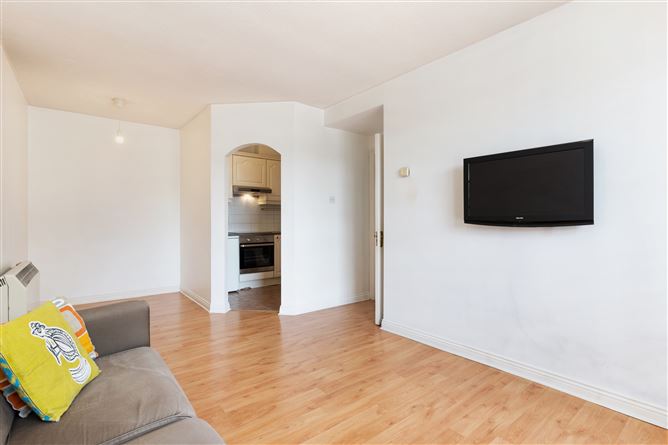 Apt 9 Rochfort House, Dean Court, Patrick Street, South City Centre - D8, Dublin 8